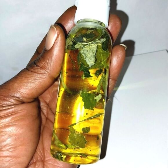 Hand crafted natural Lotus herbal body glaze - Picture 4 of 9